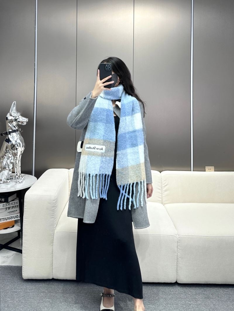 Acne Scarf